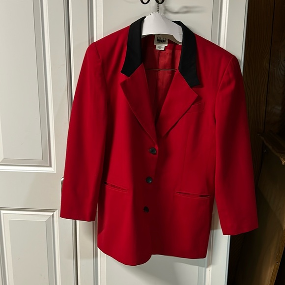 Leslie Fay Sportswear, ladies blazer, lipstick, red, black collar&Lapel, sz 16 - Picture 5 of 13